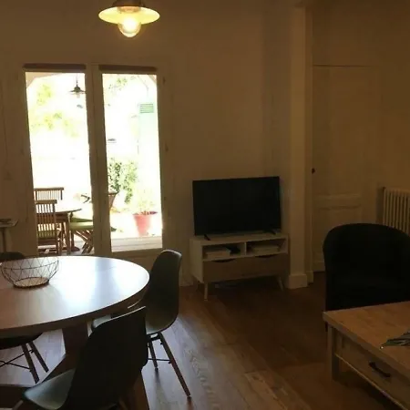 House Maison Renovee En Cntre Ville